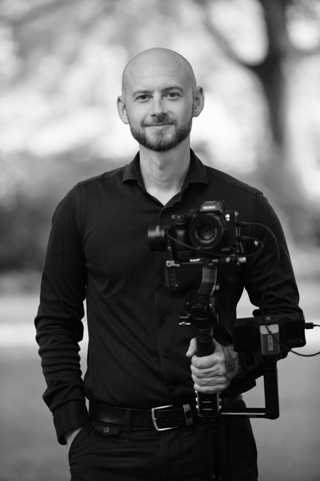Max mit Video-Gimbal, Portrait